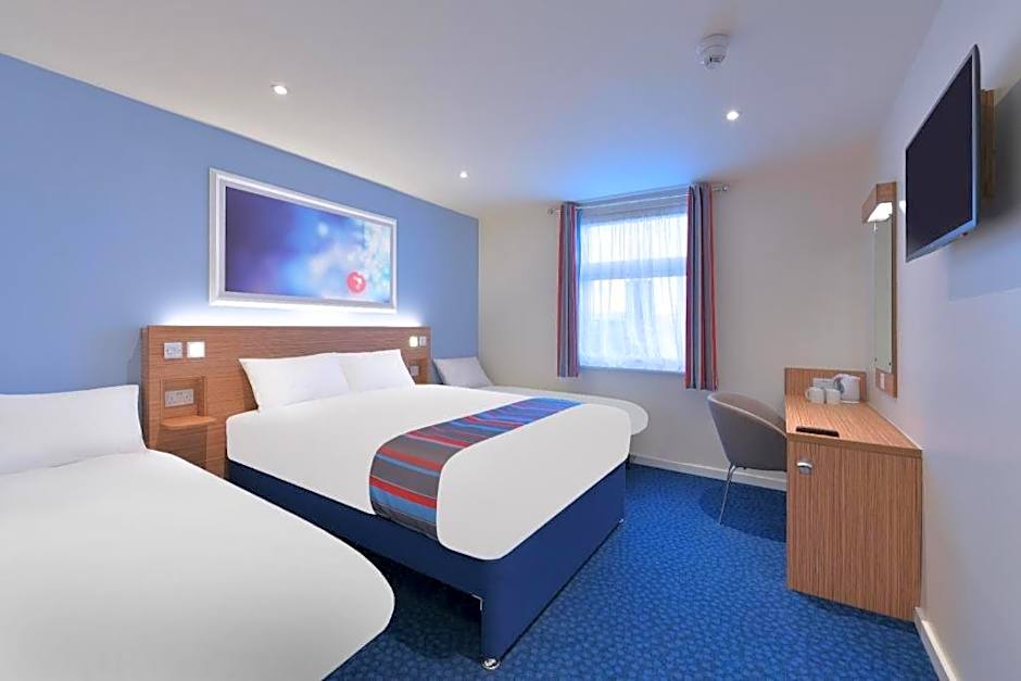 Travelodge Derby Cricket Ground