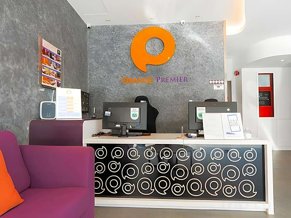 Orange Premier Hotel Taman Segar