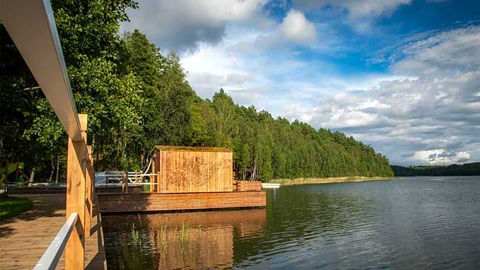 PRZYSTAŃ WYGONIN knéżka i wino