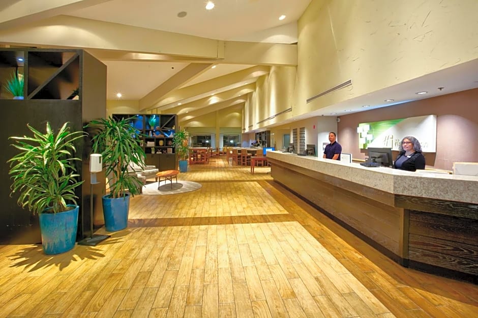 Holiday Inn & Suites Santa Maria, an IHG Hotel