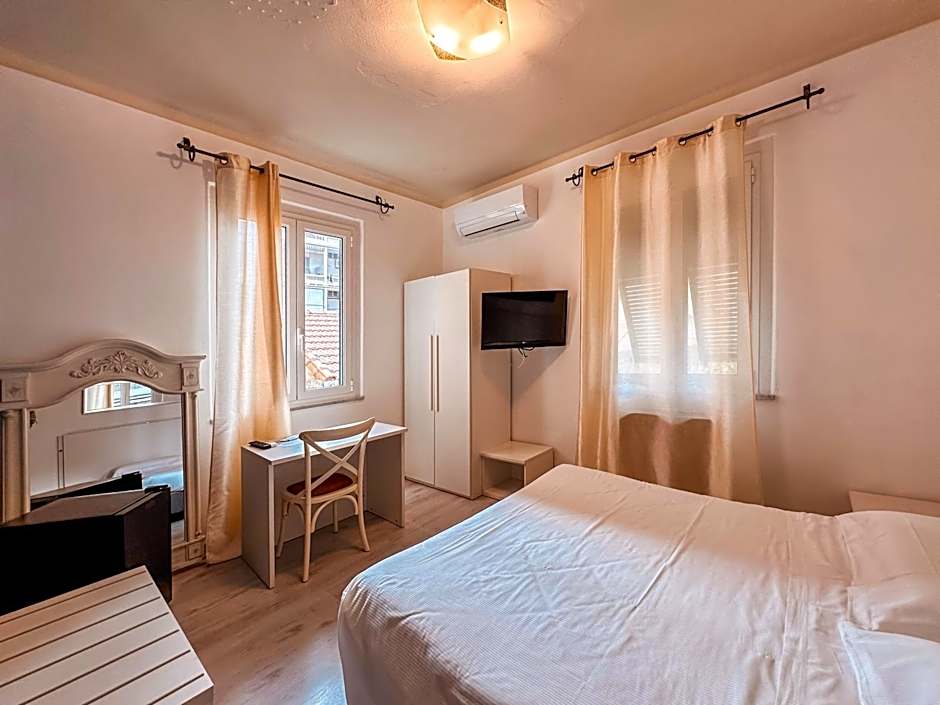 Hotel Alba