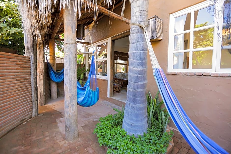 The Bungalows Hotel