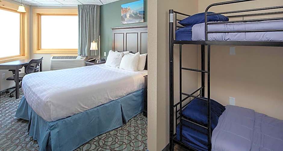 Park Point Marina Inn