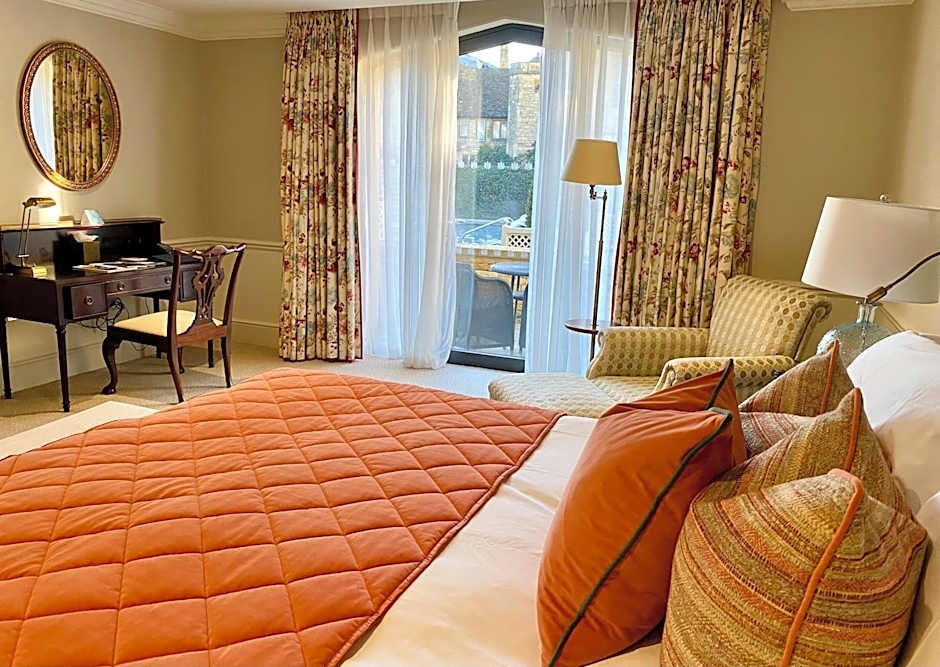 Foto 1 av 5 av Deluxe 1 Double Bed or 2 Beds, Pool View