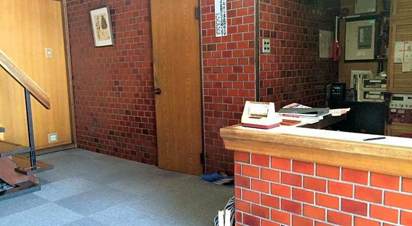 Ryokan Nihonkan Hotel