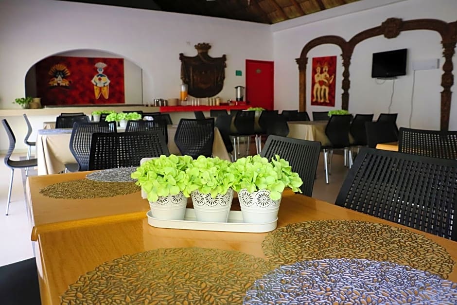 Zar Manzanillo