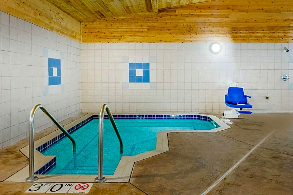 Super 8 by Wyndham Monroe WI