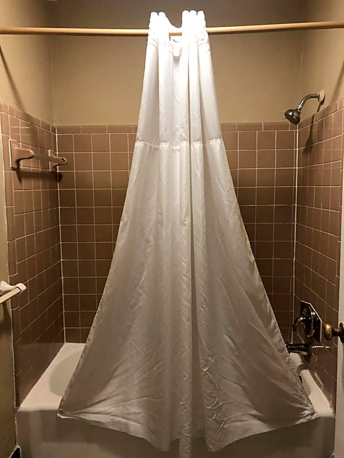 Laurel Park Inn