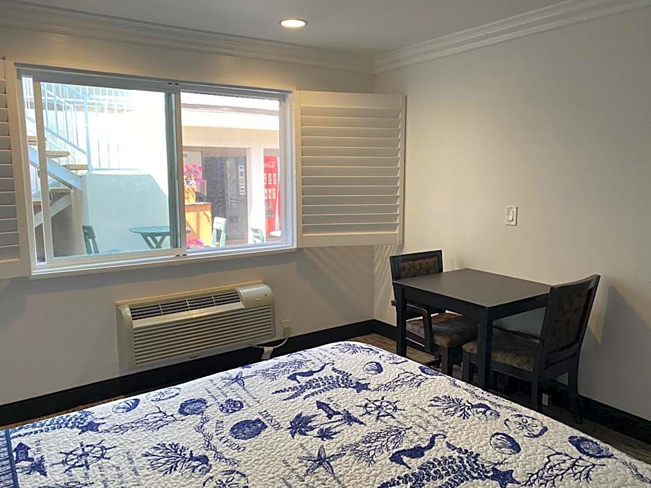 Ocean Surf Inn & Suites