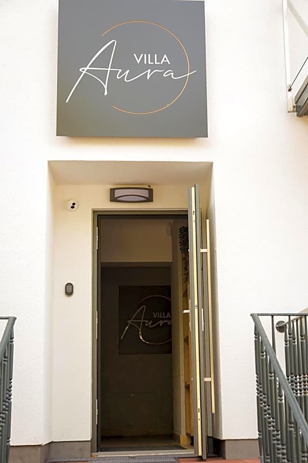 Villa Aura