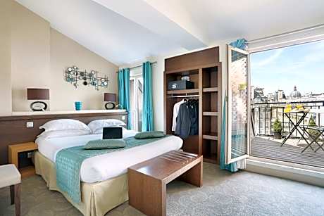 Superior Double Room with Balcony