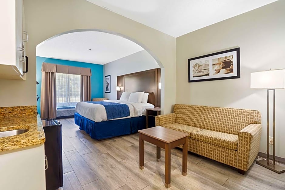 Blue Water Inn & Suites, BW Signature Collection