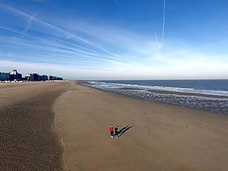Deluxe Twin Room with Sea View