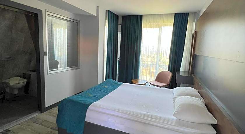 LADİK HOTEL