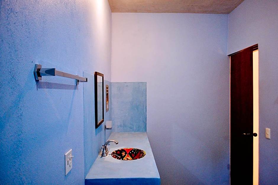 Superbe appartement avec chambre, piscine et parking privé