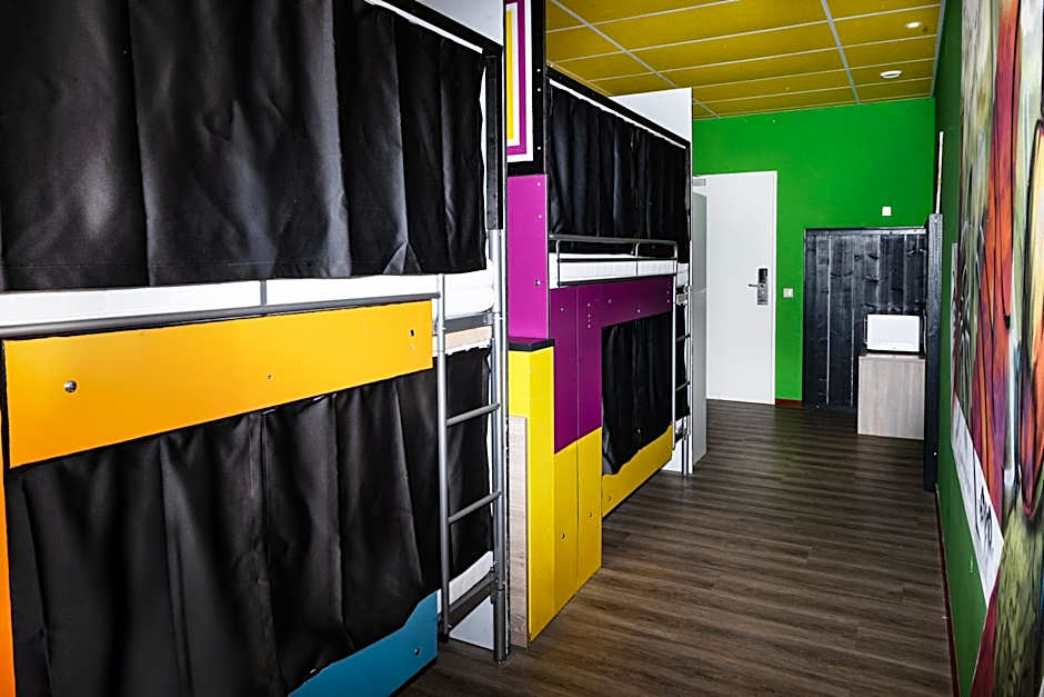 Amsterdam Teleport Hotel