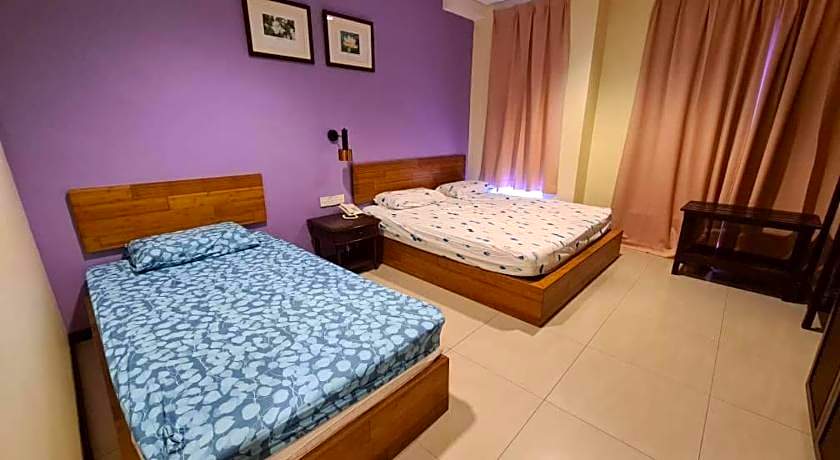 PAVILION INN HOTEL LUMUT