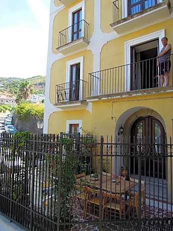 Sant'Agostino Guest Rooms