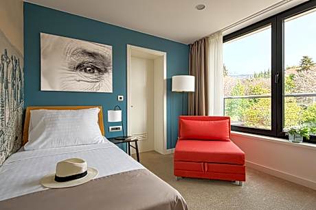 Superior Single Room with Balcony