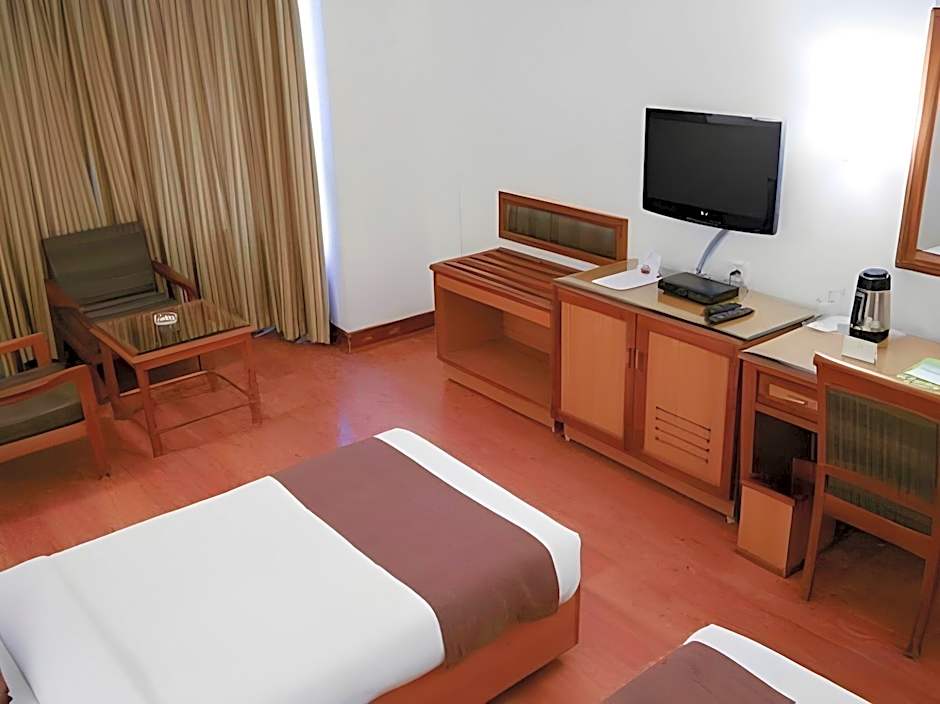 Hotel Abad Plaza