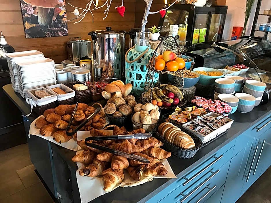 Logis Hôtel-Restaurant Aux Trois Roses