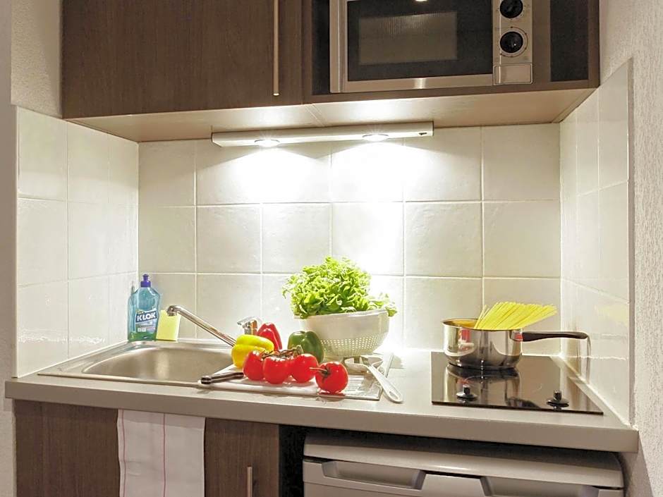 Adagio Access Marseille Saint Charles Aparthotel
