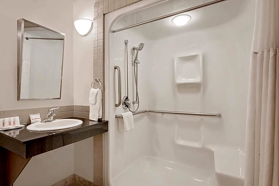 Ramada by Wyndham Lac La Biche