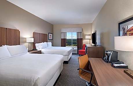 Standard Queen Room with Two Queen Beds