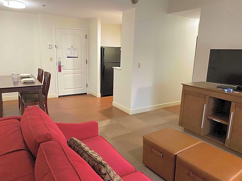 Hampton Inn By Hilton And Suites Bethlehem