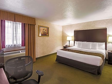 2 Double Beds Mobility Accessible Room Non-Smoking