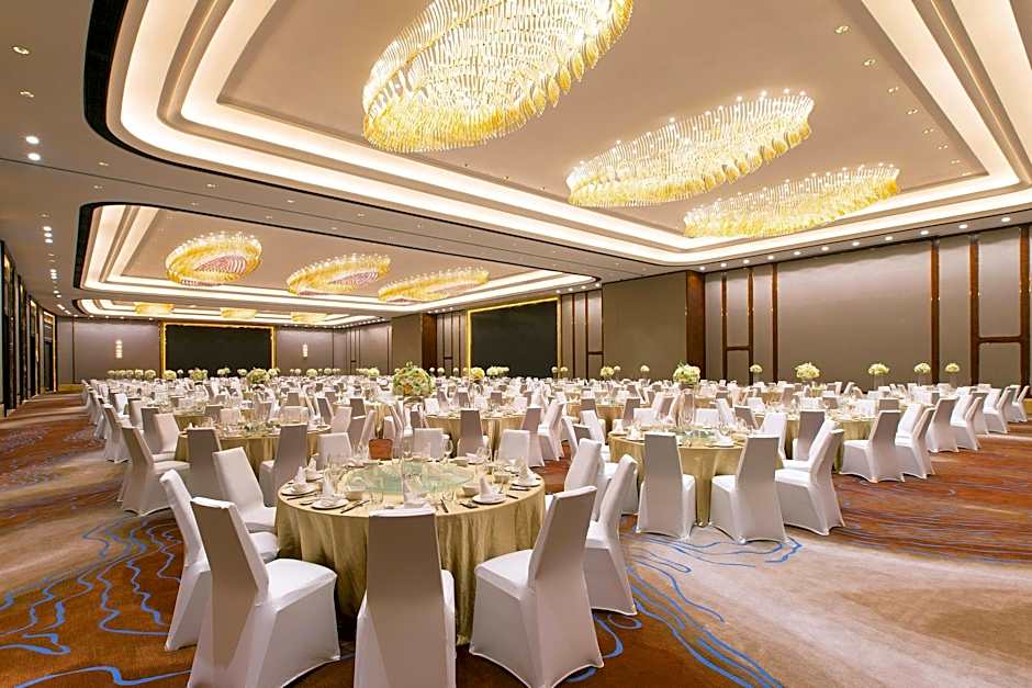 Sheraton Zhanjiang Hotel