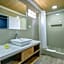 Airport Suites Hotel