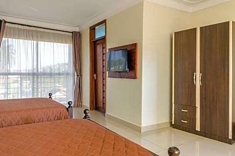 Twin Room with Balcony