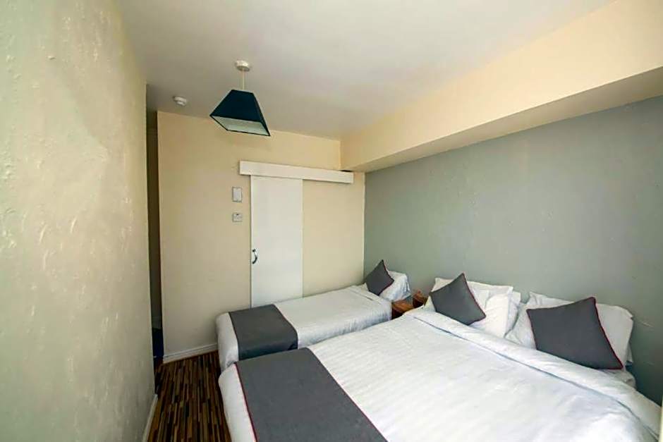 MyRoomz Hollingdales Hotel