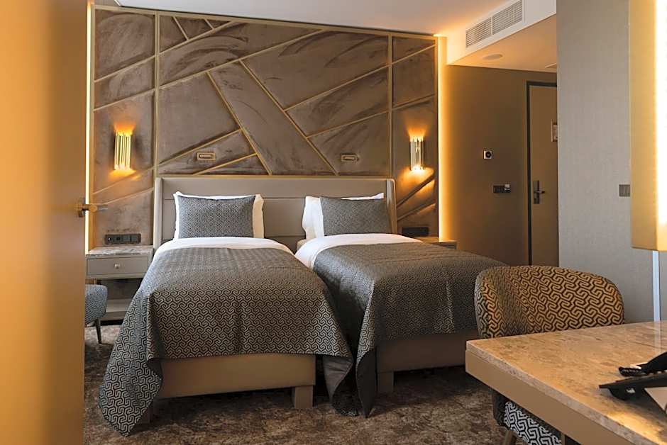 ART Hotel Rotterdam-Fully Renovated