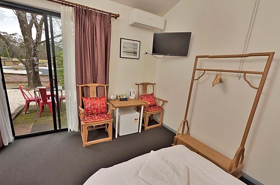 Sinofield Edu-Retreat