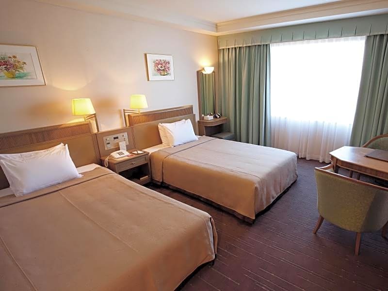 Keio Plaza Hotel Tama