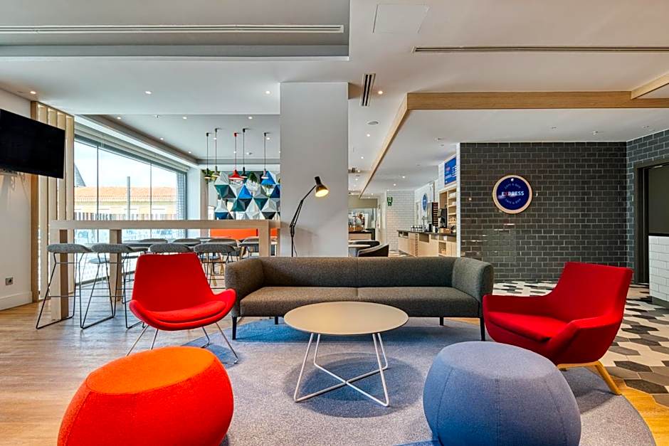 Holiday Inn Express Madrid Airport By IHG