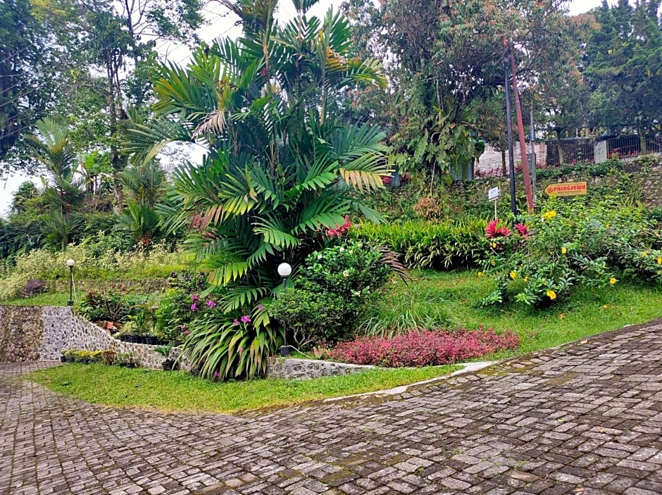 Hotel Anita Baturaden Mitra RedDoorz