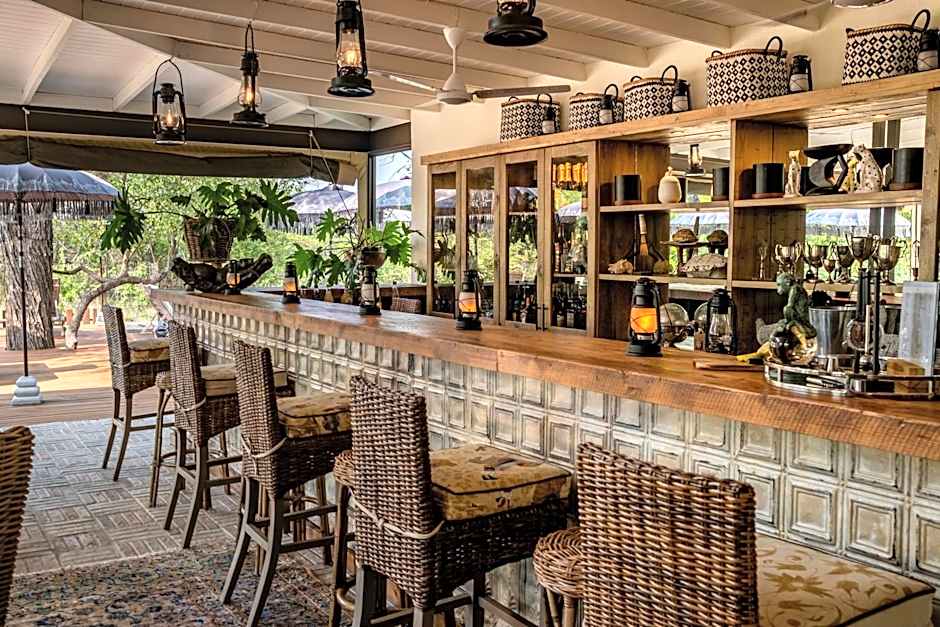 Safari Moon Luxury Bush Lodge