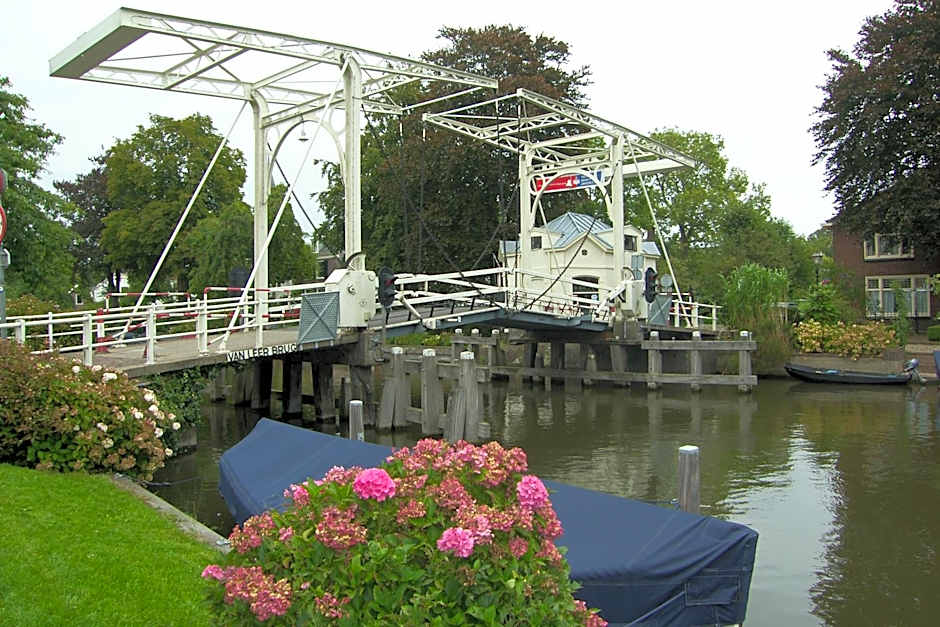 De Nederlanden, Restaurant & Boutique Hotel