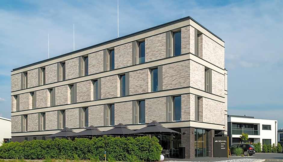 AKZENT Hotel DÉJANIL