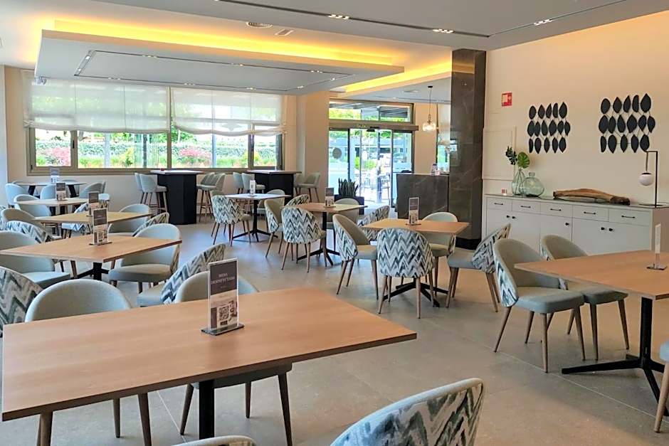 Aparthotel Attica21 As Galeras