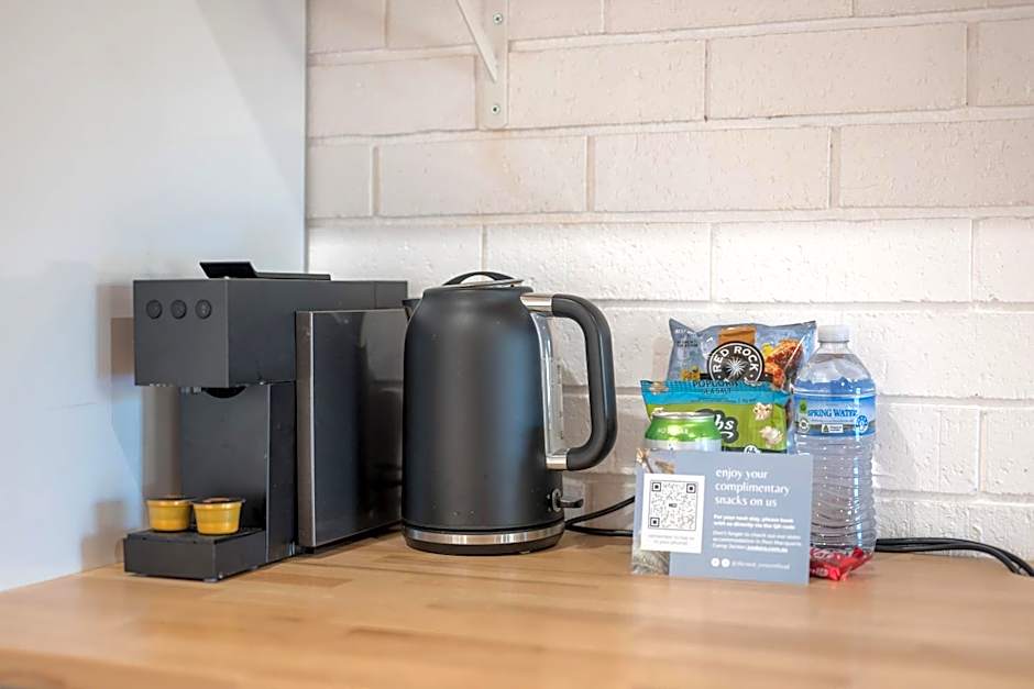 The Med Crescent Head