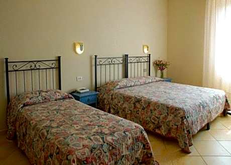 Classic Triple Room