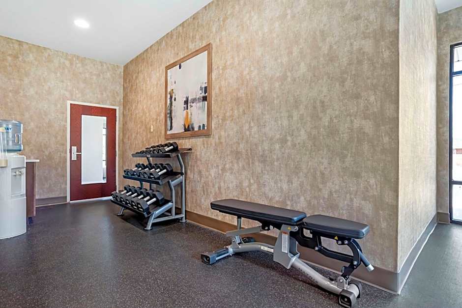 Best Western Plus Two Rivers Hotel & Suites