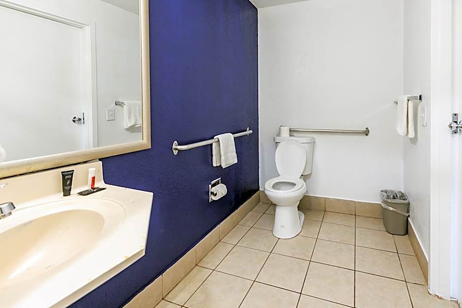 Budget Inn Greenville By Hotel O I-85