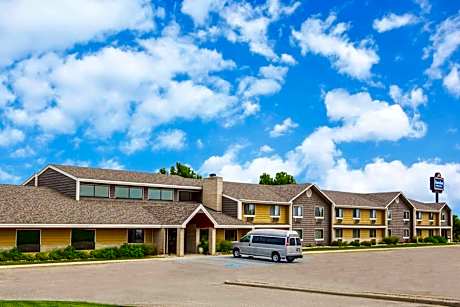 AmericInn by Wyndham Clear Lake