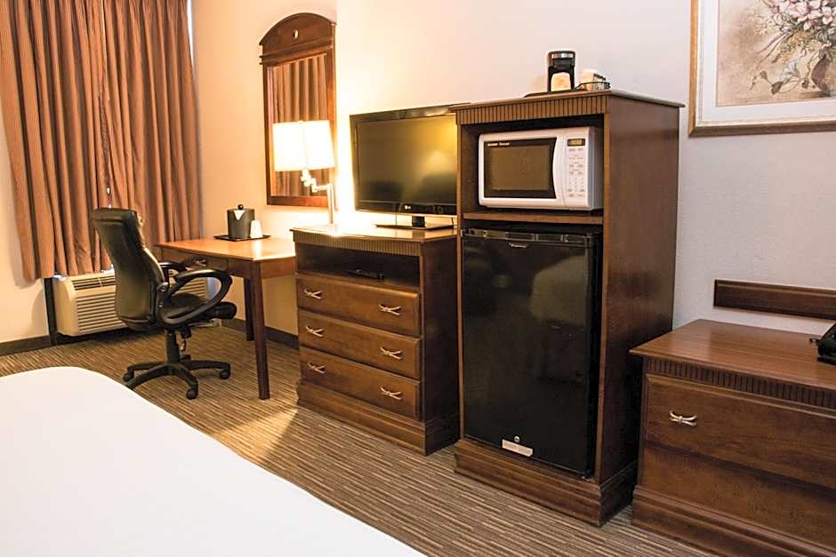 Greenstay Hotel And Suites