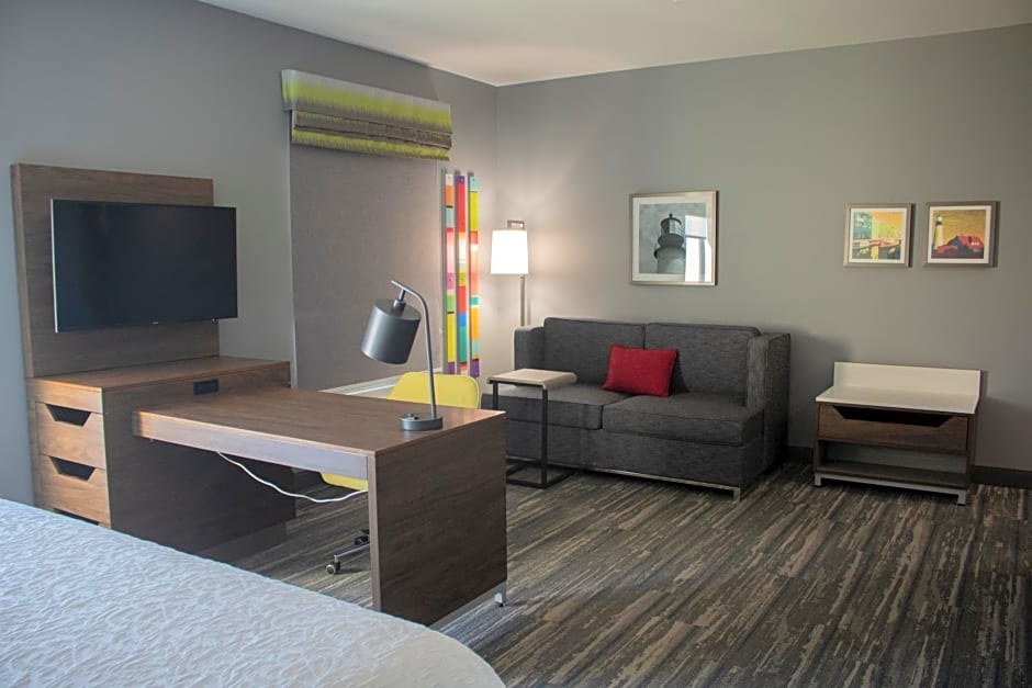 Hampton Inn & Suites Portland West